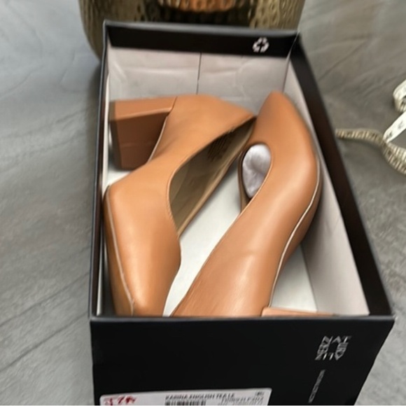 Naturalizer KARINA Block Heel Pumps (WIDE) - Picture 2 of 9